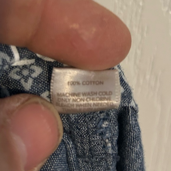 LOFT | Blue Floral Denim Shorts | Size 8 - Picture 7 of 7